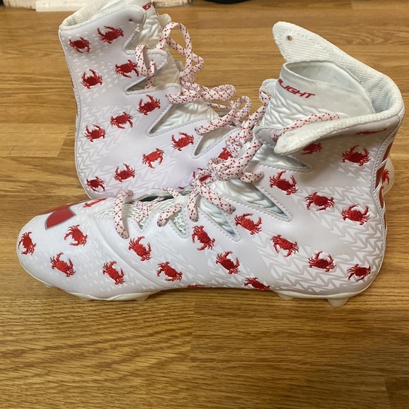 New without tags or box 
Under Armour Highlight Clutch Fit Crab Men’s size 11 - Picture 5 of 8